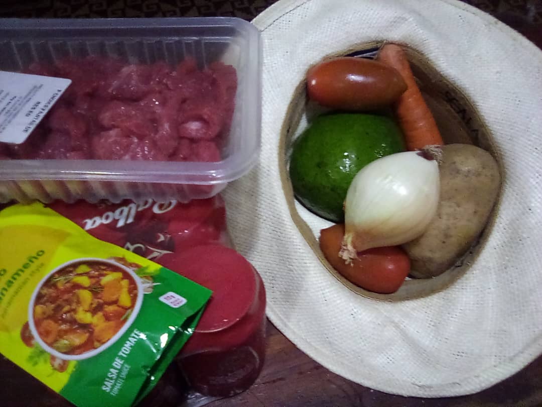 Food in Panama City was moderately priced that cost me $15